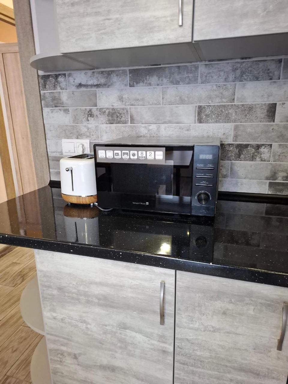 Atlant Luxury Family Apart Поряд З Тц Депот, Безконтактне Заселення แชร์นิฟซี ภายนอก รูปภาพ